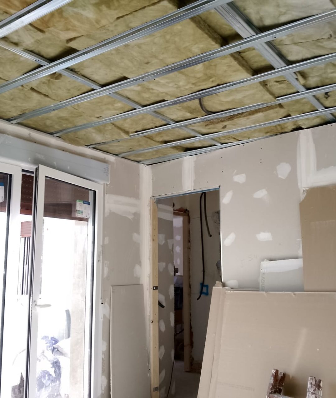 pladur-instalacion-techo-aislante-01-1